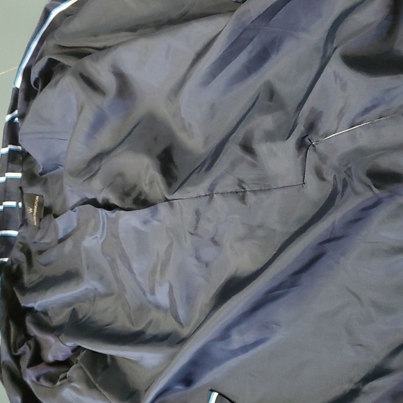 Worthington women's blazer. Navy blue and white striped. Big pockets size large. - Picture 6 of 7